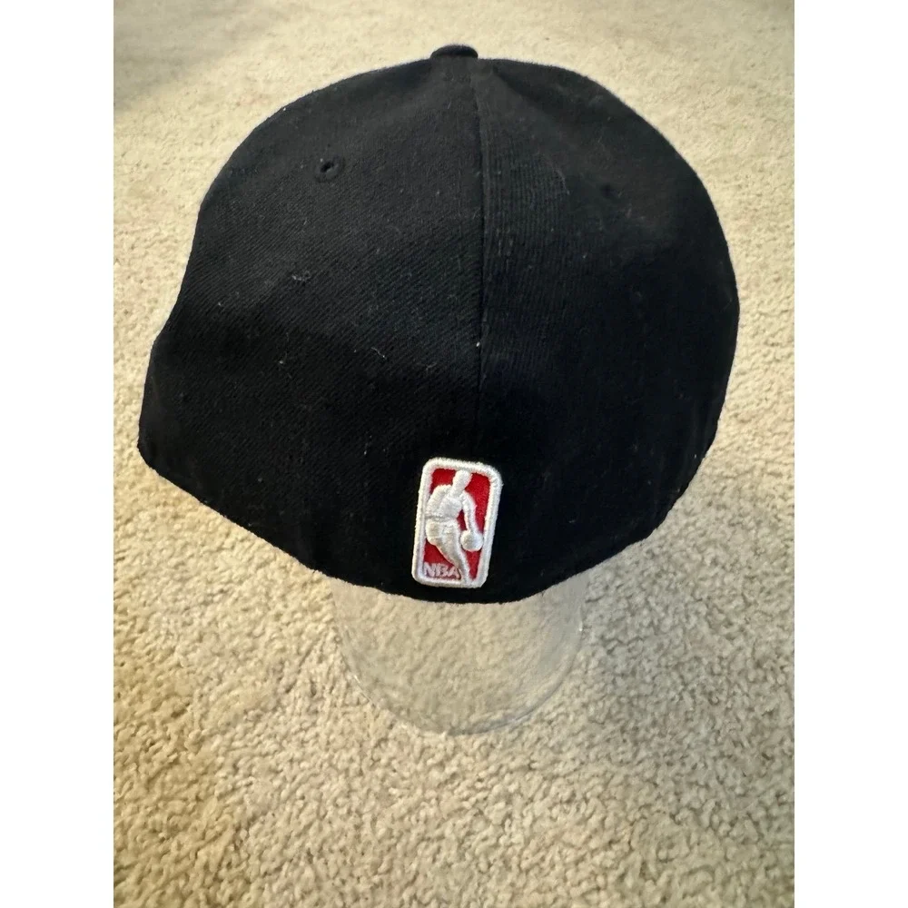 chicago bulls hats‎ for men size 7 5/8